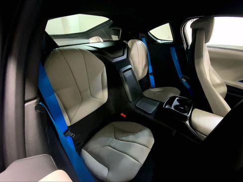 Used 2014 BMW i8 image 20
