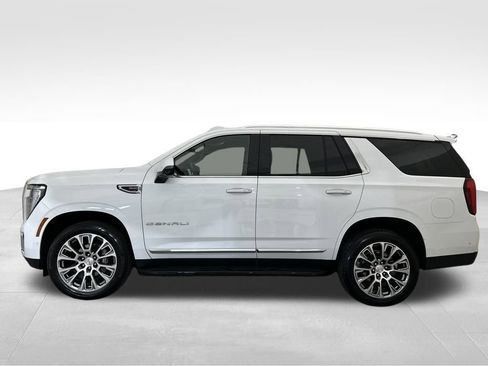 Used 2025 GMC Yukon Denali image 2