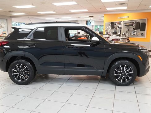 New 2026 Chevrolet TrailBlazer ACTIV w/ Convenience Package FWD image 12