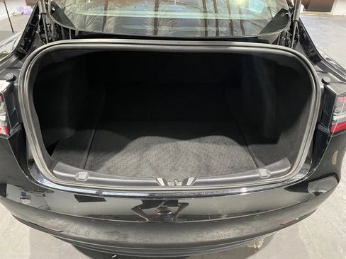 Used 2020 Tesla Model 3 Standard Range Plus image 8