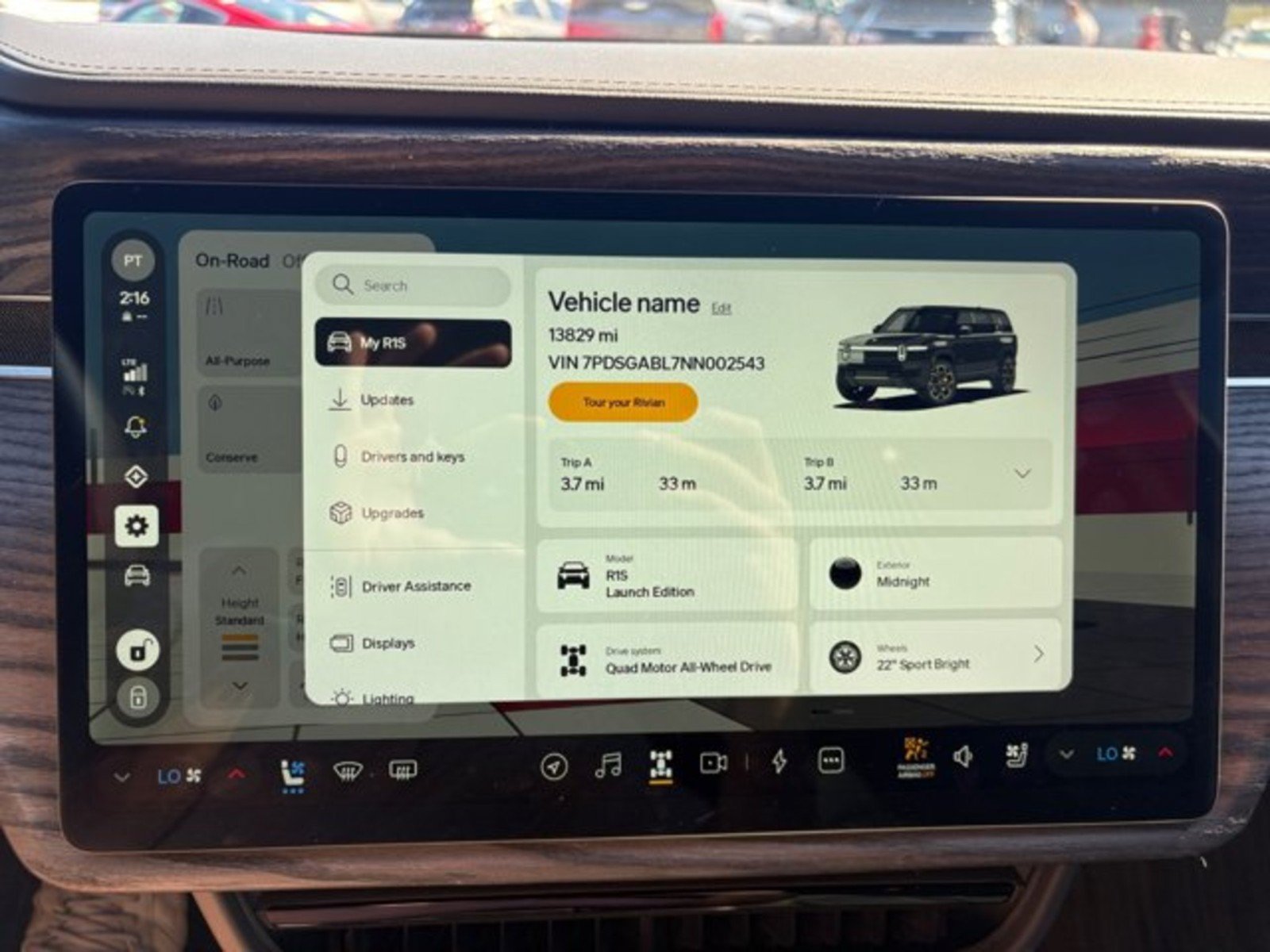 Used 2022 Rivian R1S Launch Edition Quad AWD/4WD image 25