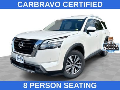 Used 2024 Nissan Pathfinder SL