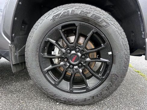 Used 2025 Toyota Tundra Limited w/ TRD Off-Road Package AWD/4WD image 6