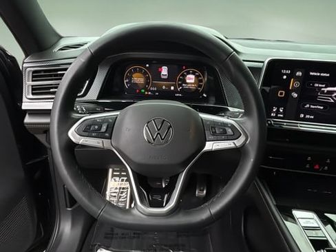 Used 2024 Volkswagen Atlas Cross Sport SEL Premium R-Line AWD/4WD image 12