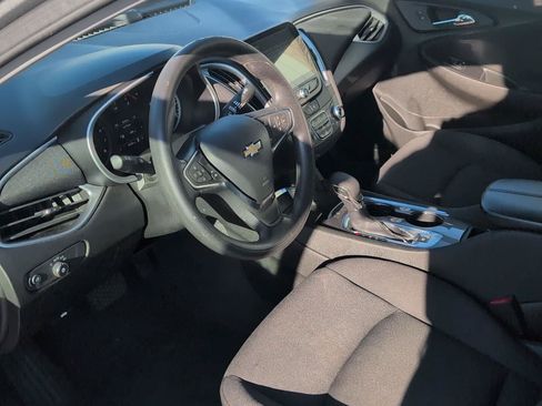 Used 2025 Chevrolet Malibu LT FWD image 5
