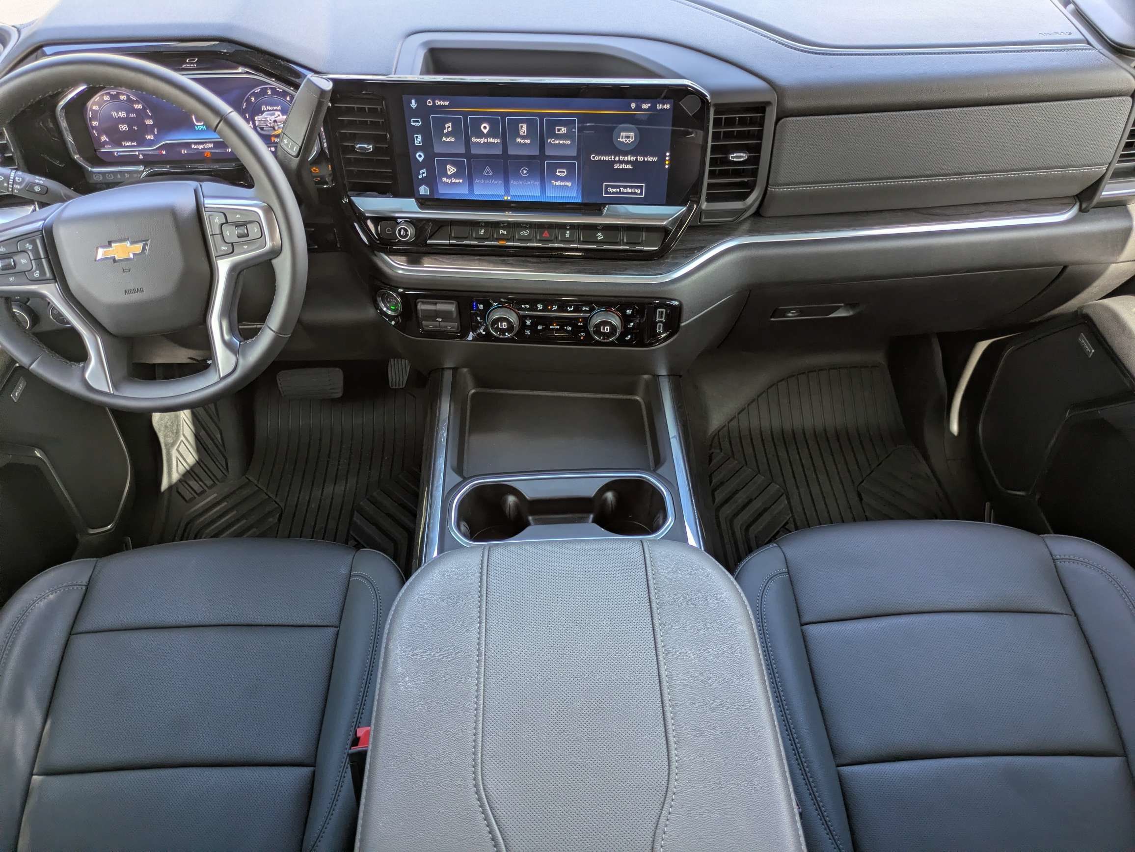 Used 2025 Chevrolet Silverado 2500 LTZ w/ LTZ Convenience Package AWD/4WD image 8
