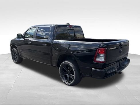Used 2023 RAM 1500 Big Horn AWD/4WD image 3