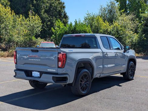 Used 2024 GMC Sierra 1500 Elevation AWD/4WD image 5