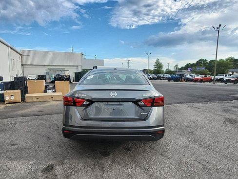 Used 2020 Nissan Altima 2.5 S image 4