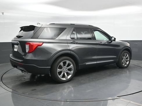 Used 2020 Ford Explorer Platinum w/ Premium Technology Package AWD/4WD image 2