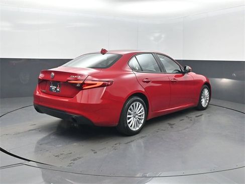 Used 2022 Alfa Romeo Giulia Sprint image 35