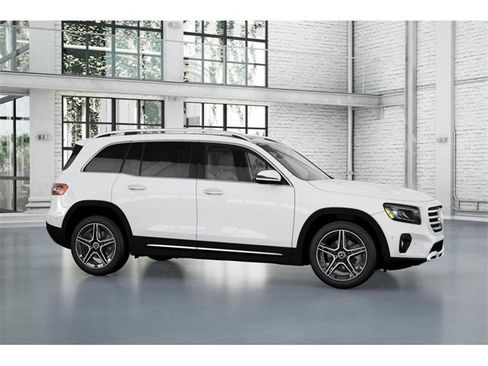 New 2026 Mercedes-Benz GLB 250 4MATIC image 14
