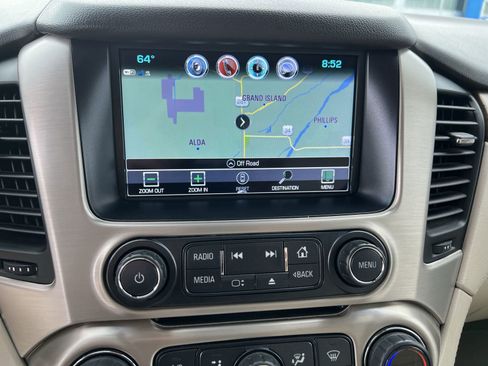 Used 2019 GMC Yukon Denali w/ Enhanced Security Package image 8