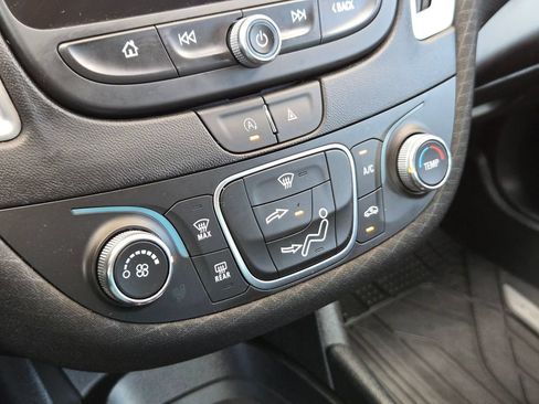 Used 2023 Chevrolet Malibu RS w/ LPO, Floor Liner Package FWD image 17