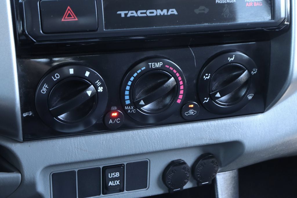 Used 2015 Toyota Tacoma PreRunner w/ TRD Off-Road Package RWD image 28