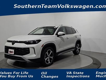 New 2025 Volkswagen Tiguan SE