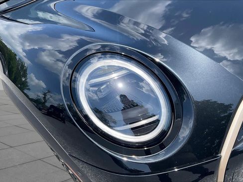 Used 2025 MINI Cooper S FWD image 25