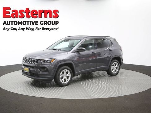 Used 2024 Jeep Compass Latitude AWD/4WD image 51