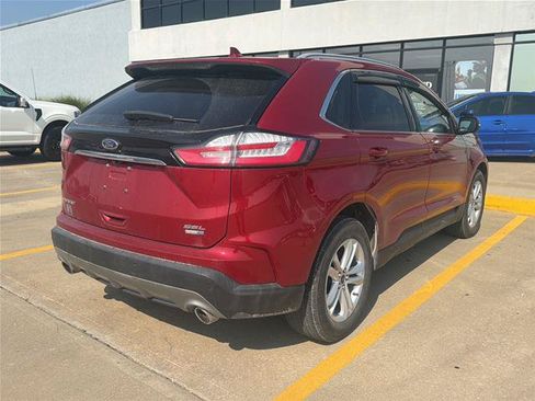 Certified 2020 Ford Edge SEL w/ Convenience Package AWD/4WD image 4
