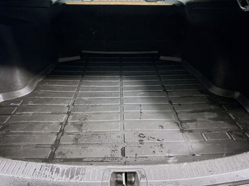 Used 2022 Toyota Corolla SE image 34