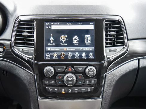 Certified 2022 Jeep Grand Cherokee Limited w/ Trailer Tow Group IV image 19