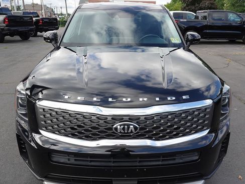 Used 2020 Kia Telluride LX AWD/4WD image 6