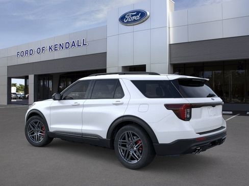New 2026 Ford Explorer ST AWD/4WD image 4