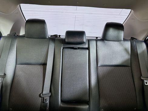 Used 2018 Toyota Corolla SE image 29