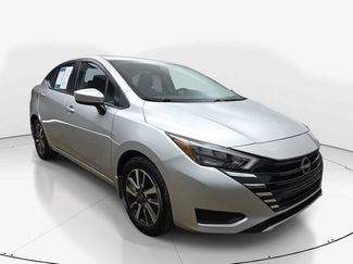 Used 2025 Nissan Versa SV w/ Trunk Package FWD video 3