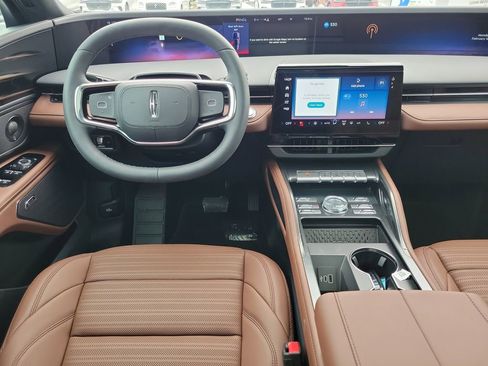 New 2026 Lincoln Nautilus Reserve image 12