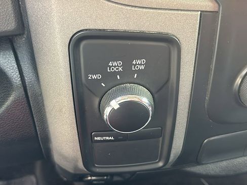 Used 2013 RAM 1500 Express AWD/4WD image 12