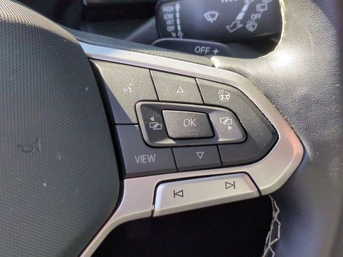 Used 2025 Volkswagen Atlas SE image 21