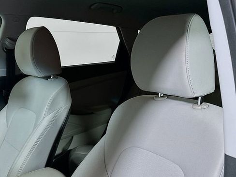 Used 2020 Hyundai Tucson Value FWD image 19