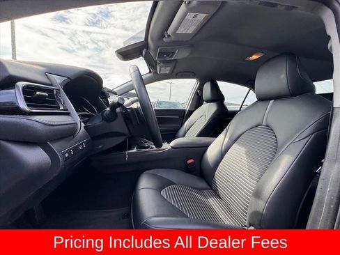 Used 2023 Toyota Camry SE FWD image 15