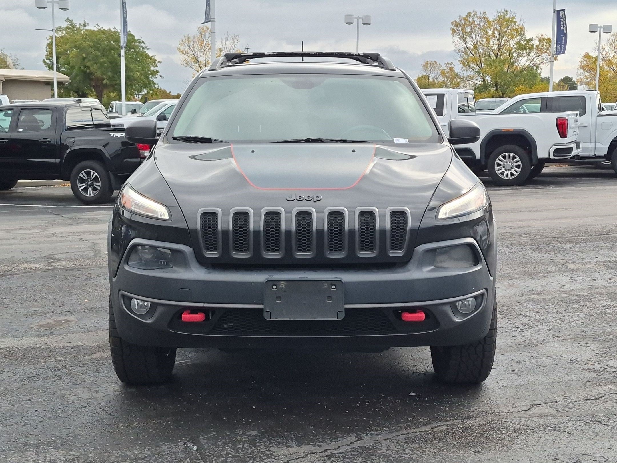 Used 2016 Jeep Cherokee Trailhawk w/ Cold Weather Group AWD/4WD image 11