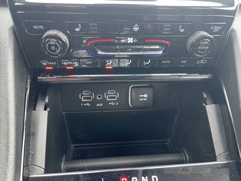 Used 2023 Jeep Grand Cherokee Limited w/ Trailer Tow Prep Group (B) image 22