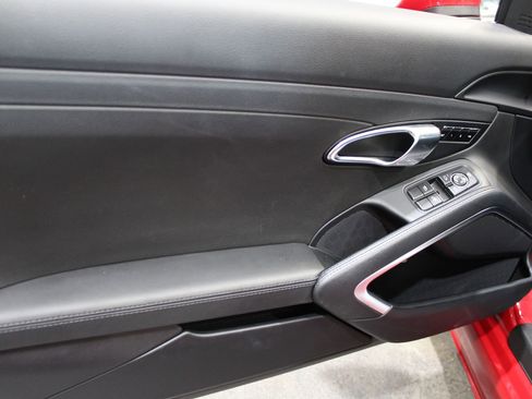 Used 2021 Porsche 718 Cayman S RWD image 24