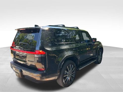 Used 2025 Lexus GX 550 w/ Cold Area Package AWD/4WD image 5