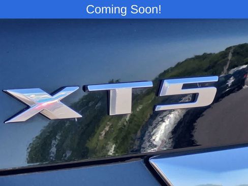 Used 2023 Cadillac XT5 Premium Luxury w/ LPO, Floor Liner Package AWD/4WD image 12