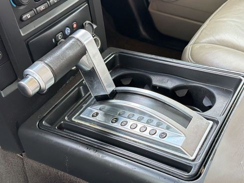 Used 2006 HUMMER H2 image 17