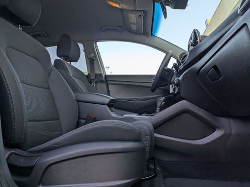 Used 2021 Hyundai Tucson SE image 11