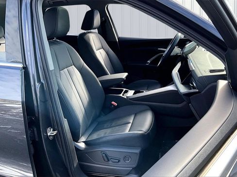 Used 2025 Audi Q5 Premium Plus w/ Premium Plus image 24