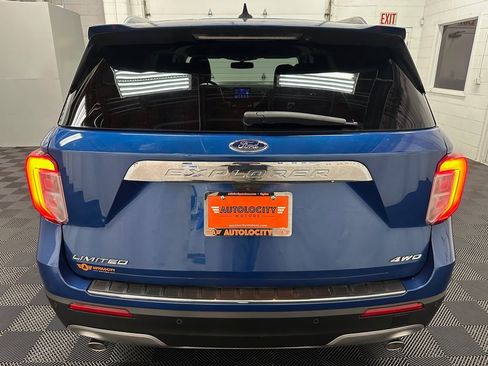 Used 2023 Ford Explorer Limited AWD/4WD image 9