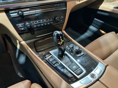 Used 2012 BMW 750Li RWD image 39