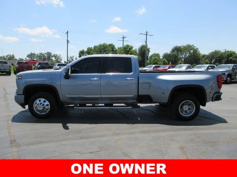 Used 2024 Chevrolet Silverado 3500 High Country w/ High Country Premium Package AWD/4WD image 11