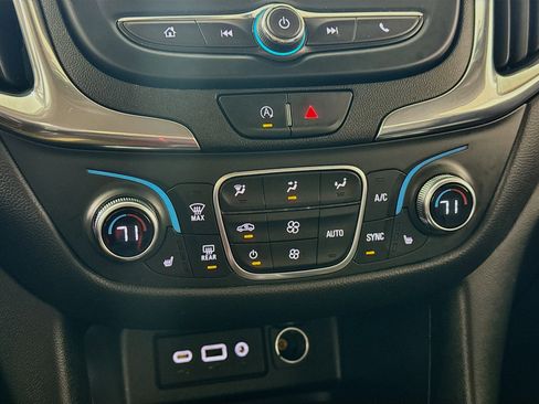 Used 2023 Chevrolet Equinox LT image 18