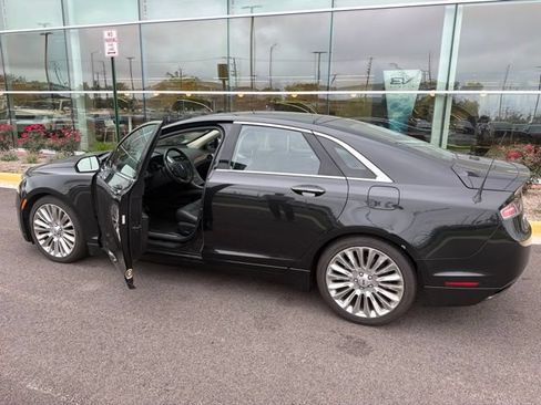 Used 2013 Lincoln MKZ AWD image 15