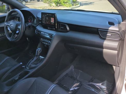 Used 2022 Hyundai Veloster N FWD image 15