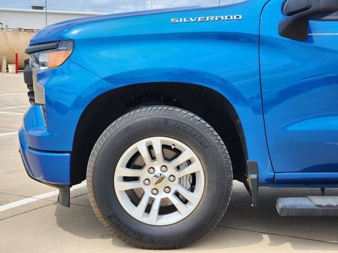 Used 2022 Chevrolet Silverado 1500 Custom RWD image 9
