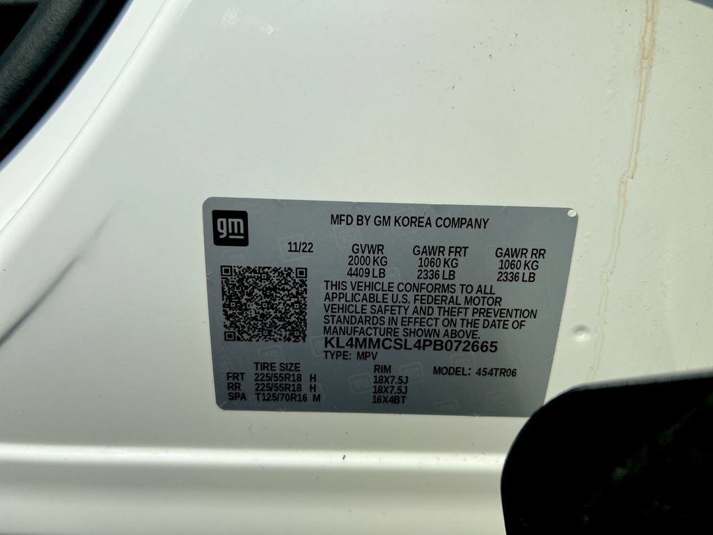 Used 2023 Buick Encore GX Preferred w/ Cold Weather Comfort Package AWD/4WD image 28